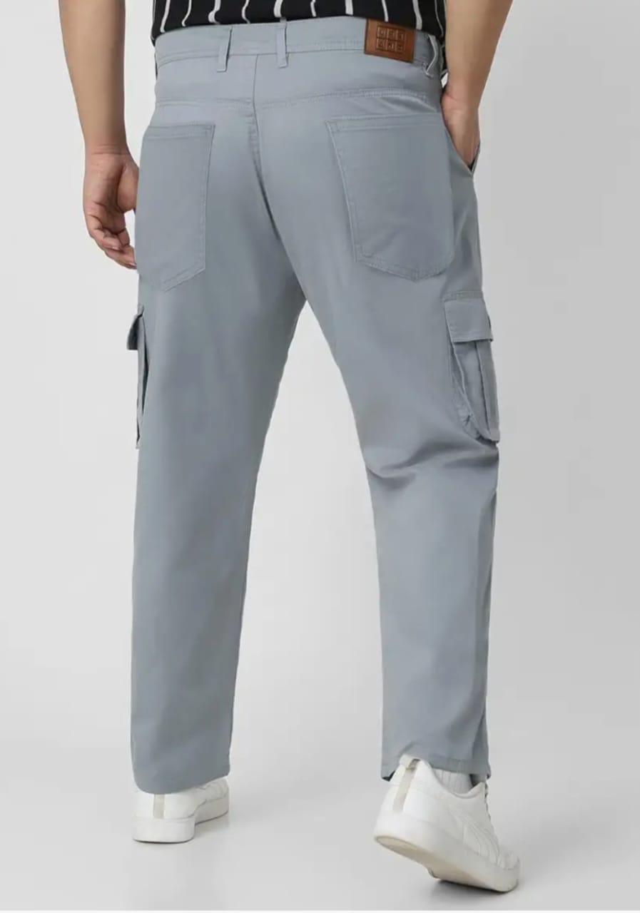 Men's Mid Rise Cargo Pants Streetwear regular Fit.
